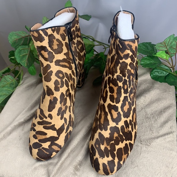 Azura Italian Fashion RokNRol Leopard Print Bootie Boots - Picture 5 of 17